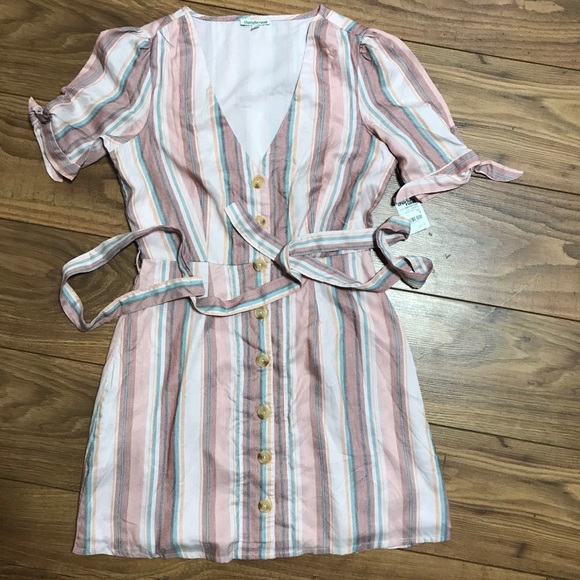 Charlotte Russe Dresses & Skirts - 🆕 Charlotte Russe Dress Size Small NWOT